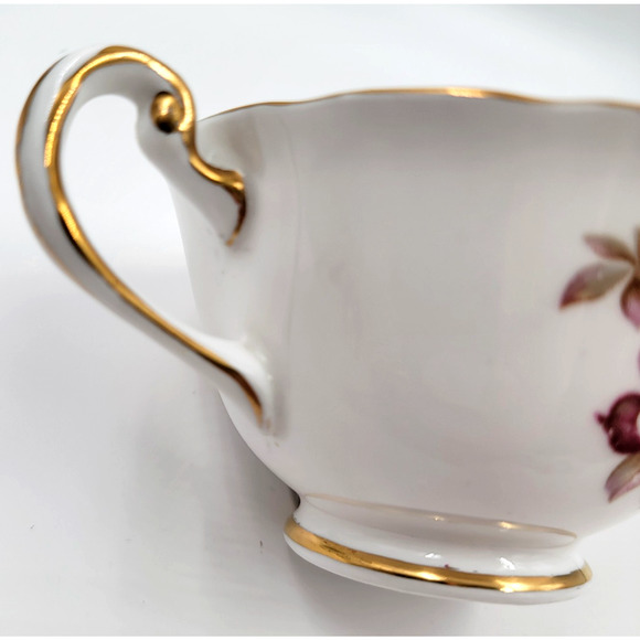 Royal Chelsea Bone China English Tea Cup & Saucer Pattern #3883A Gold Trim - Picture 13 of 15
